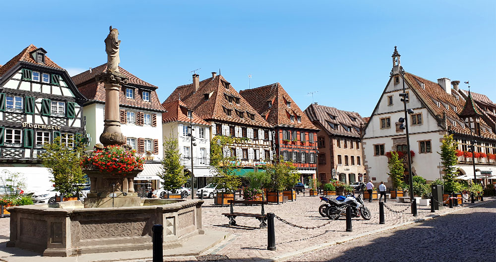 Der Marktplatz in Obernai - Elsass