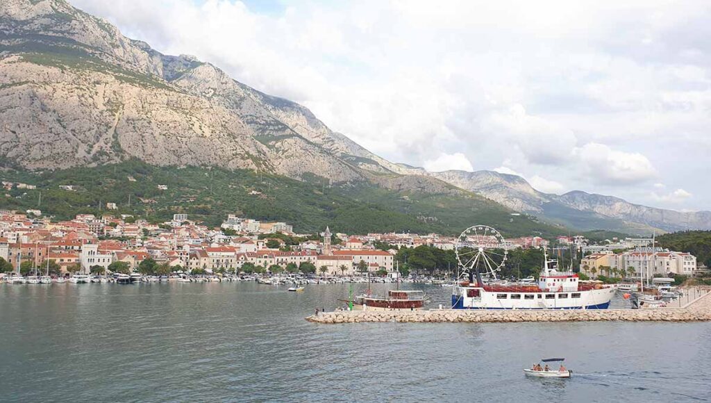 Aussicht auf Makarska von der Halbinsel St. Peter