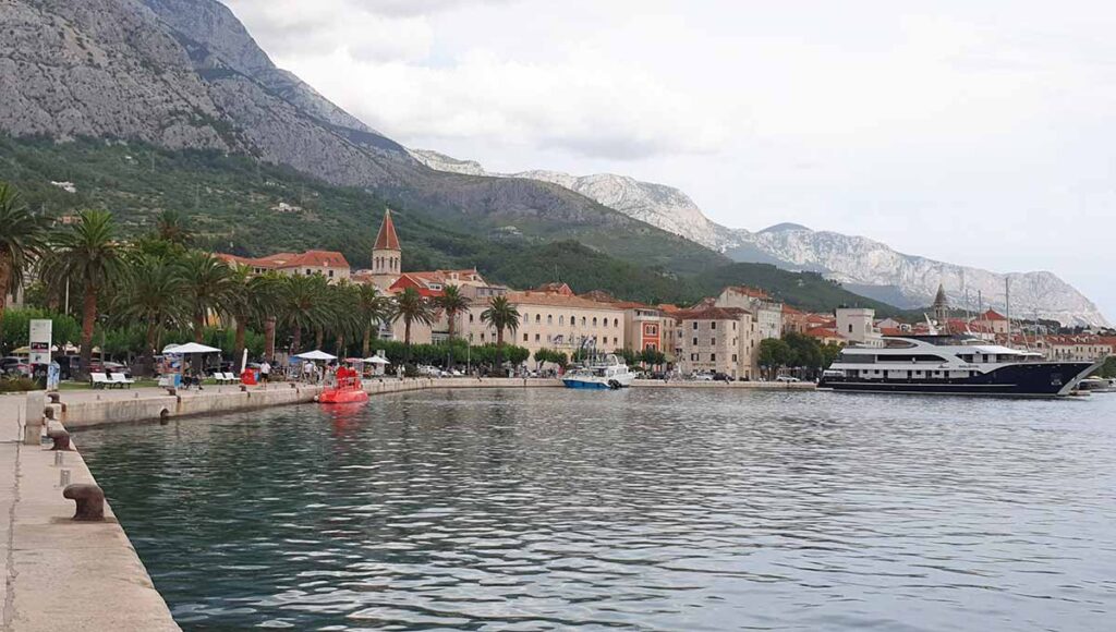 Hafenpromenade in Makarska