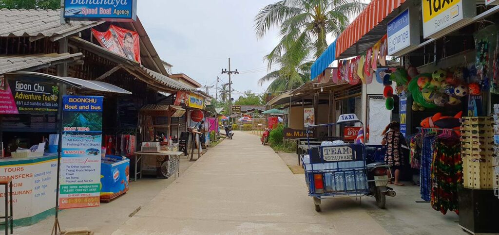 Walking Street auf Koh Mook