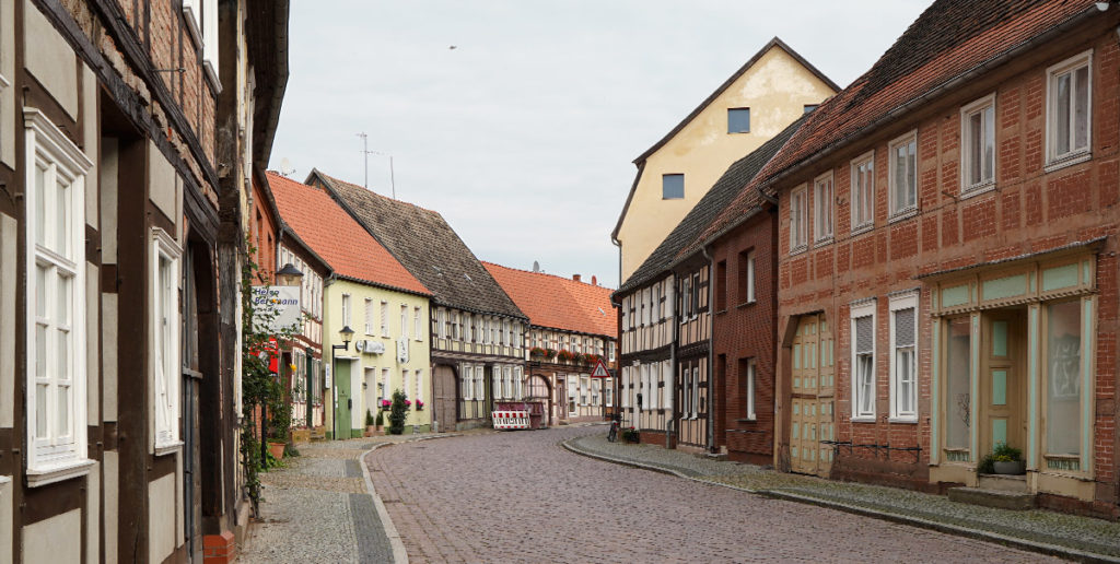 Straße mit Fachwerkhäusern in Werben